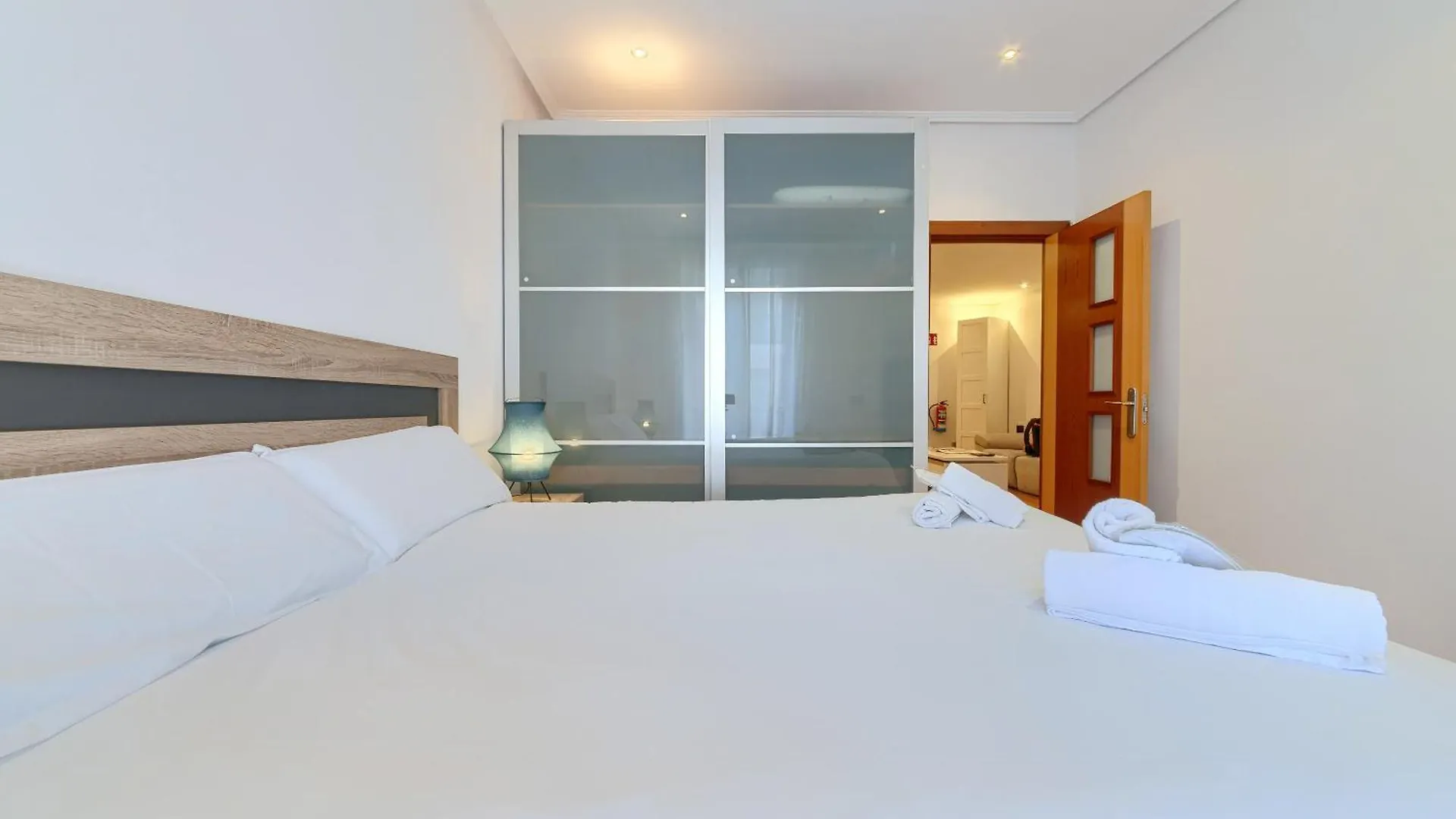 Ayuntamiento Cerca Del Casco Viejo & Parking Apartment Bilbao Spain
