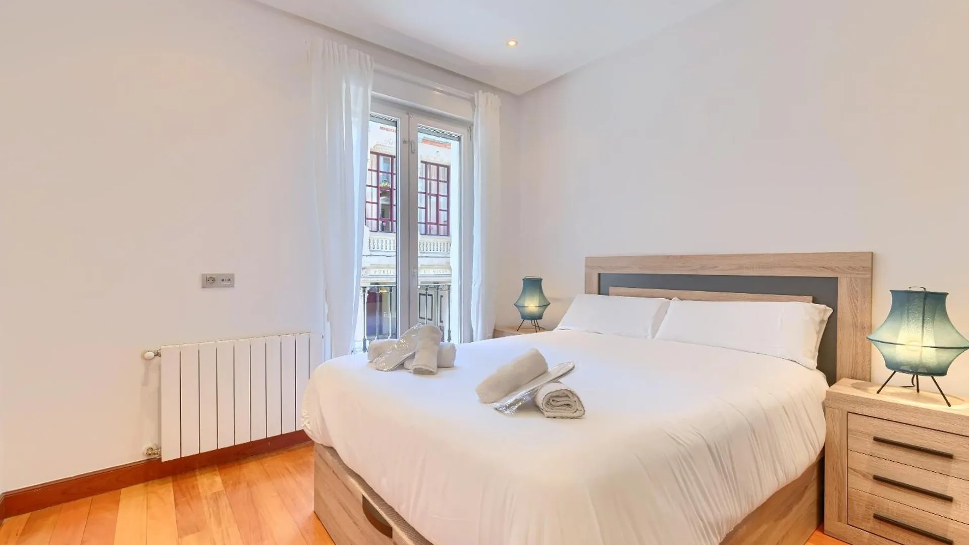 Ayuntamiento Cerca Del Casco Viejo & Parking Apartment Bilbao